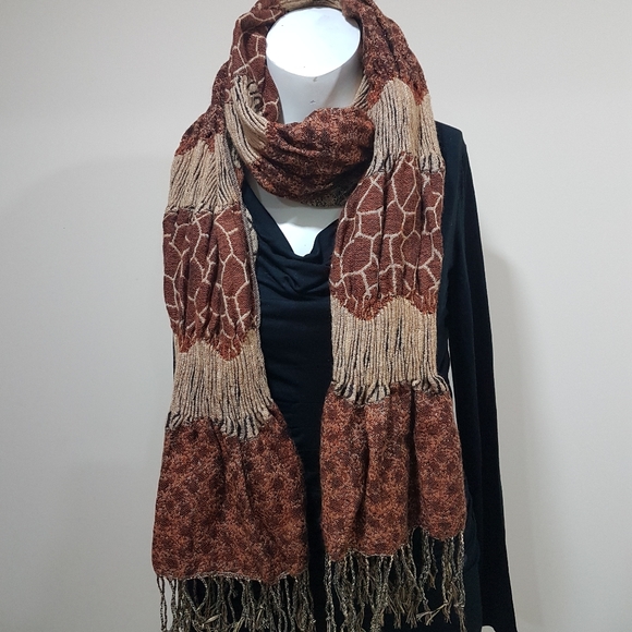 le chateau Accessories - ❤Le Chateau❤Large Giraffe Print Scarf